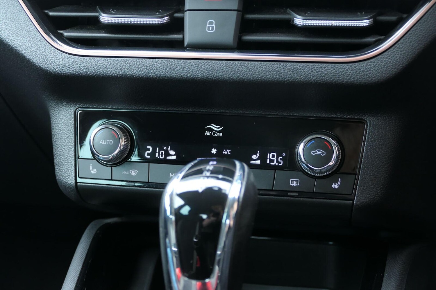 Used Skoda Kamiq 2023 for sale - 77770816: Photo 9