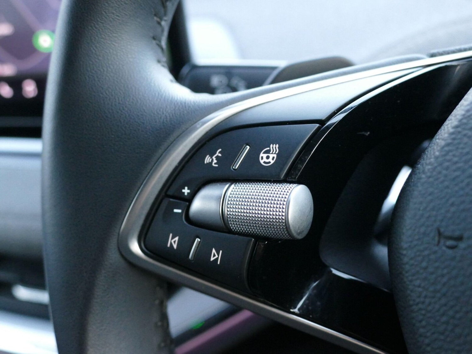 Used Skoda Enyaq 2024 for sale - 76914659: Photo 24