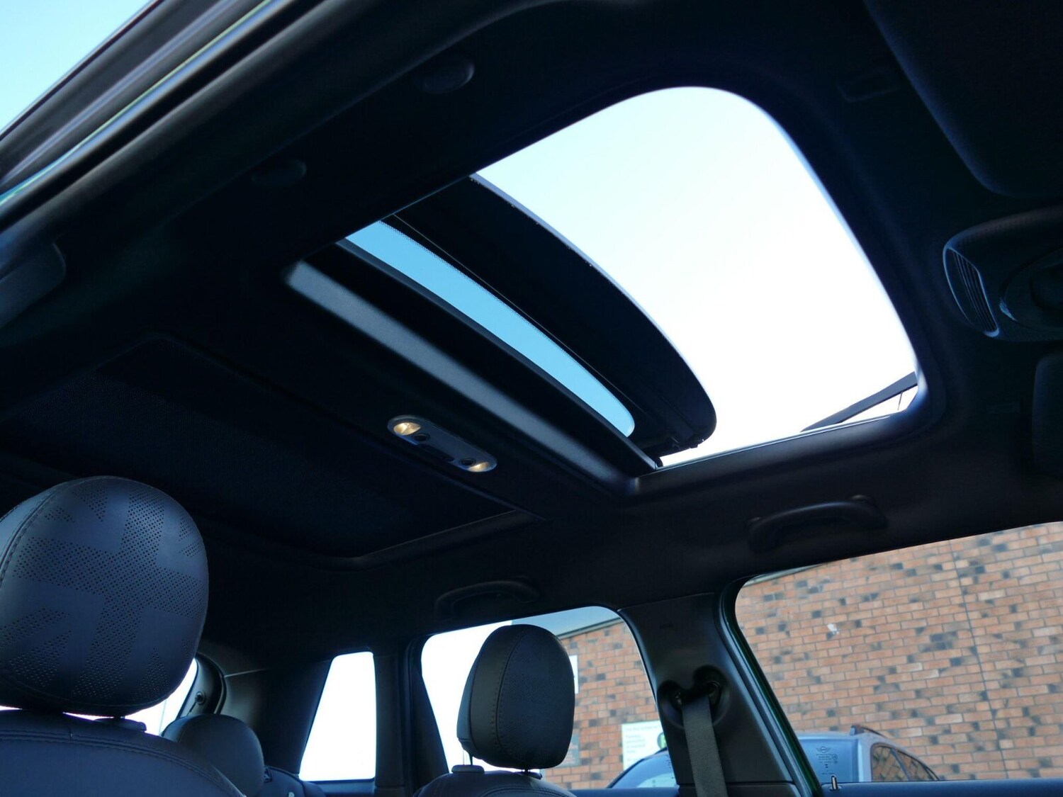 Used MINI Hatch 2023 for sale - 76676479: Photo 12