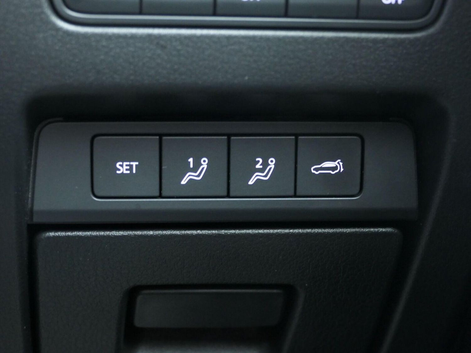 Used Mazda CX-60 2022 for sale - 77071454: Photo 9