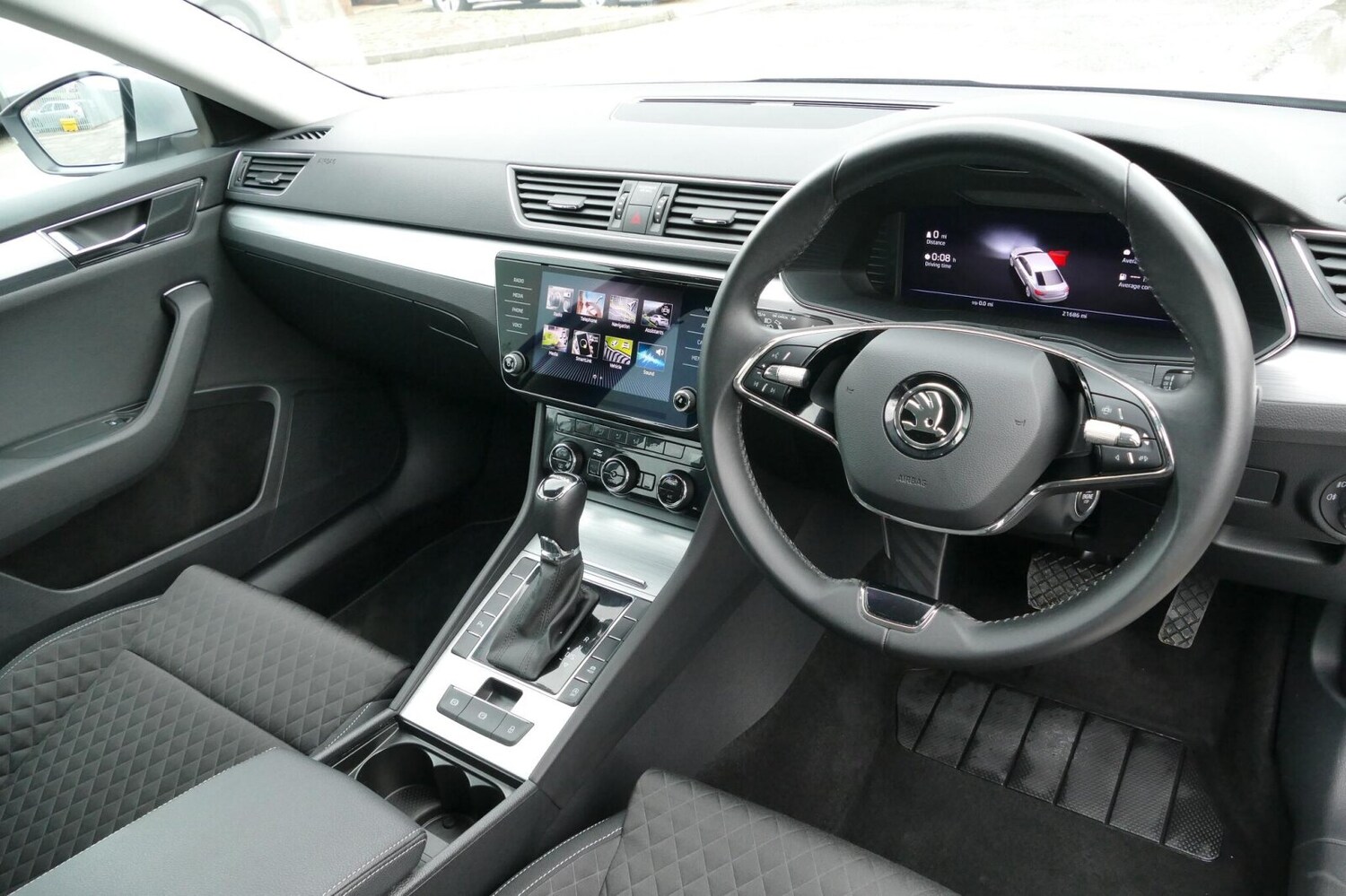 Used Skoda Superb 2023 for sale - 78021837: Photo 6