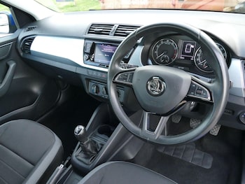 Used Skoda Fabia 2019 for sale - 76231177: Photo