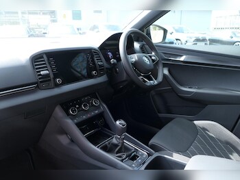 Used Skoda Karoq 2024 for sale - 78175534: Photo