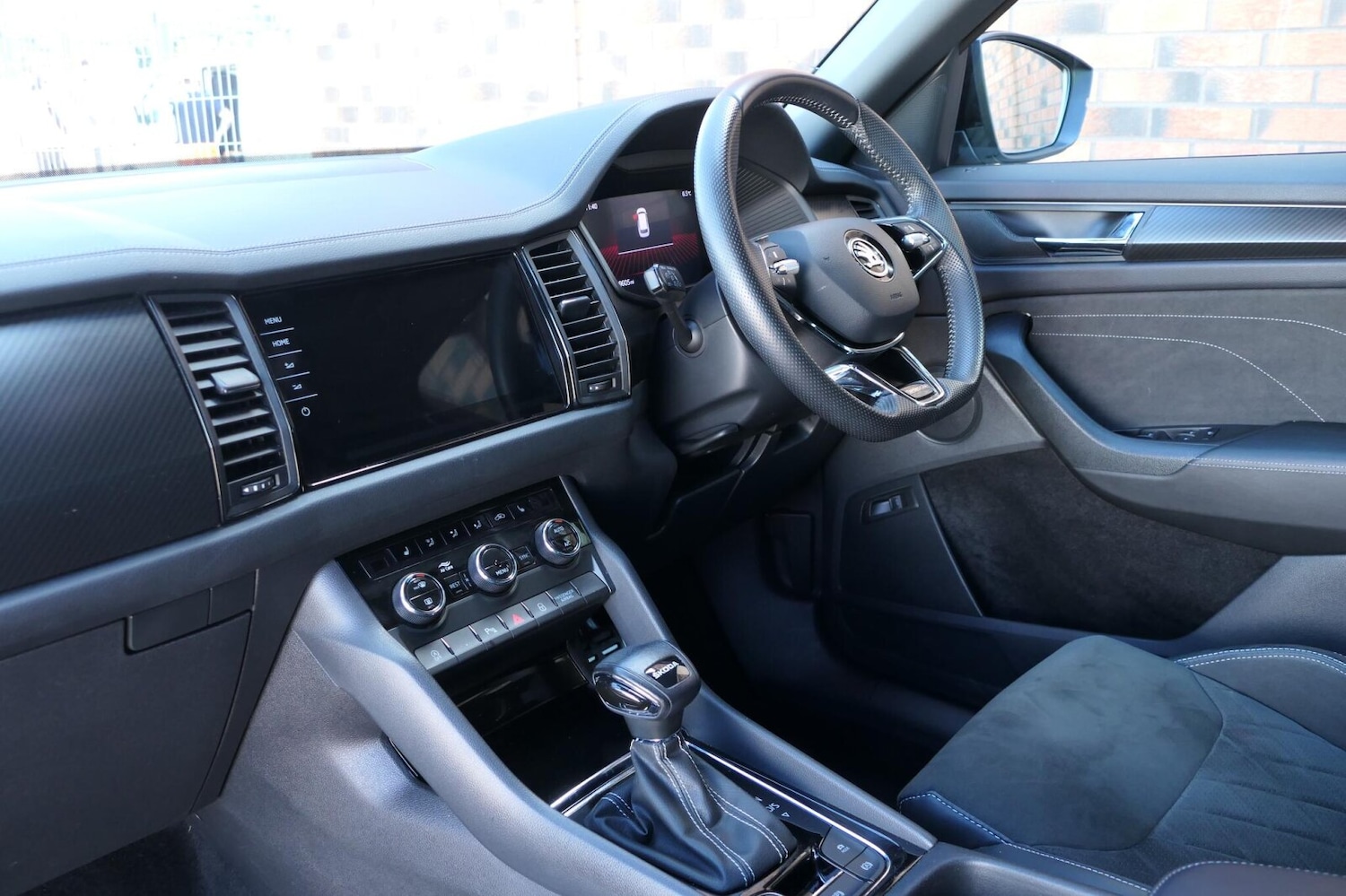 Used Skoda Kodiaq 2023 for sale - 78118062: Photo 2