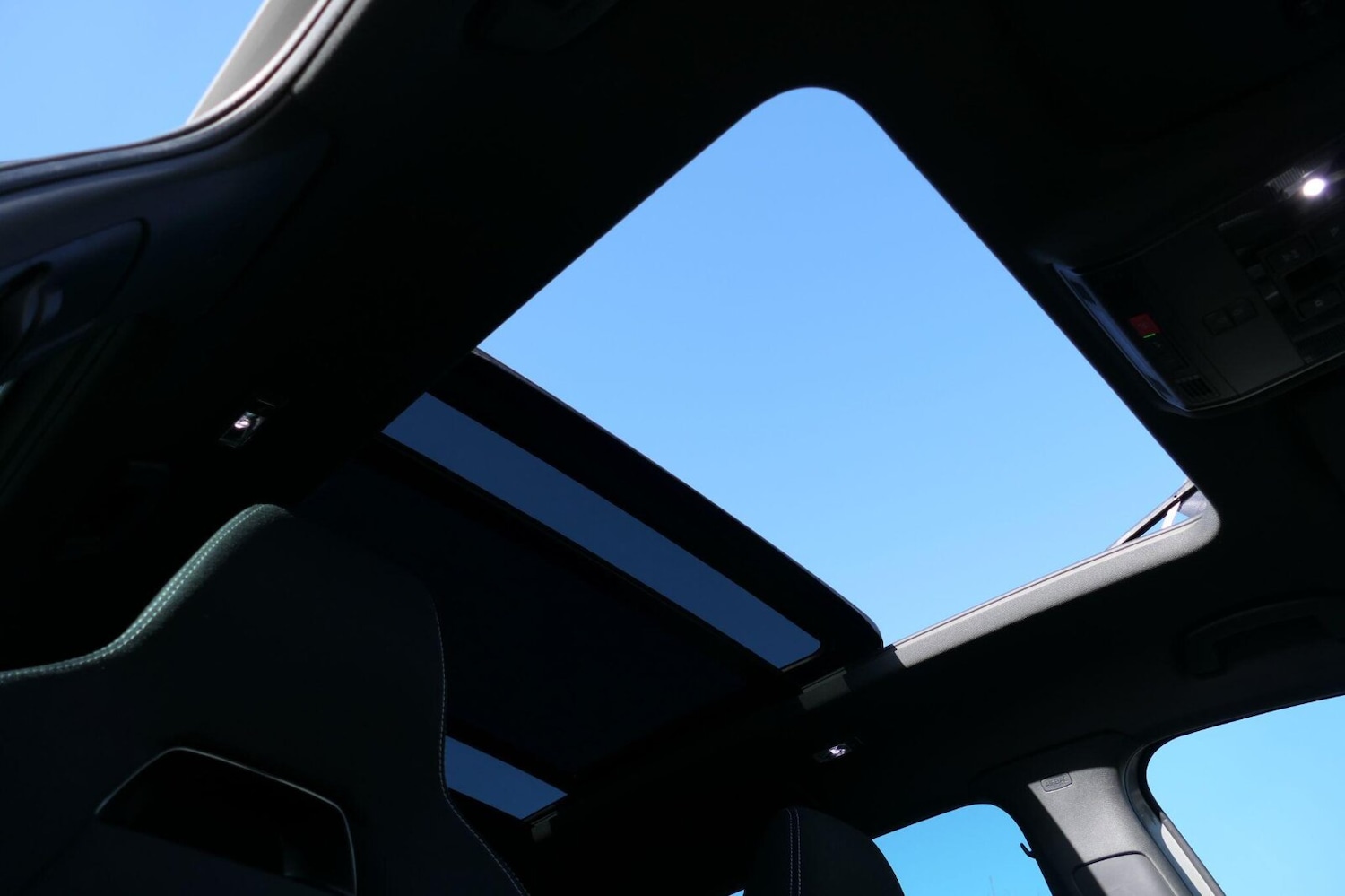 Used Skoda Karoq 2023 for sale - 77739748: Photo 12