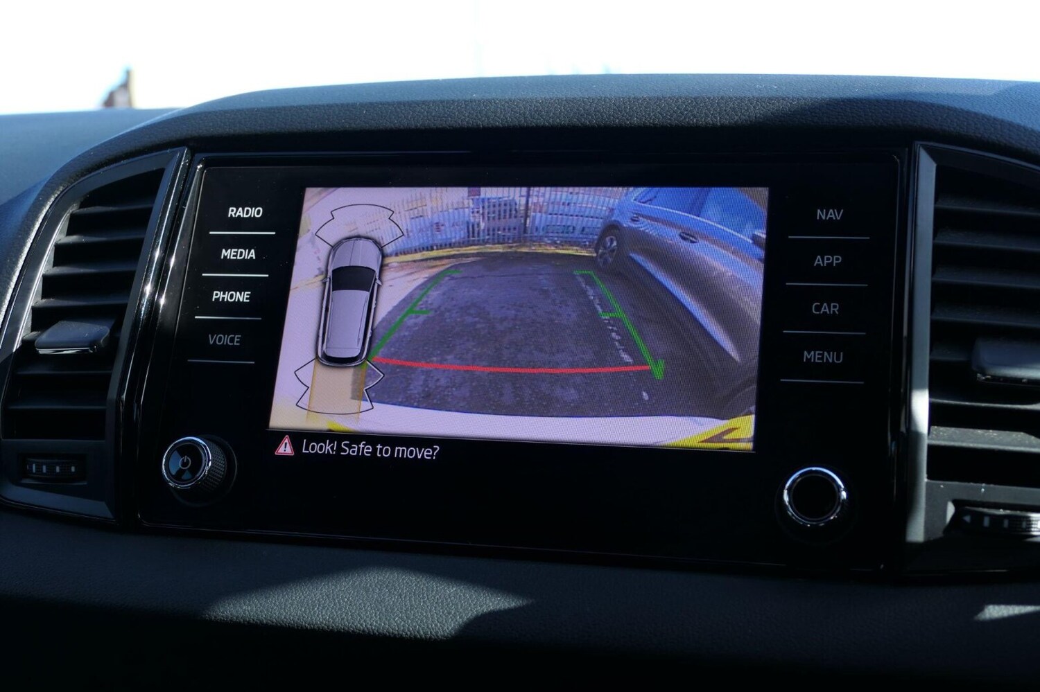 Used Skoda Karoq 2023 for sale - 77739748: Photo 23