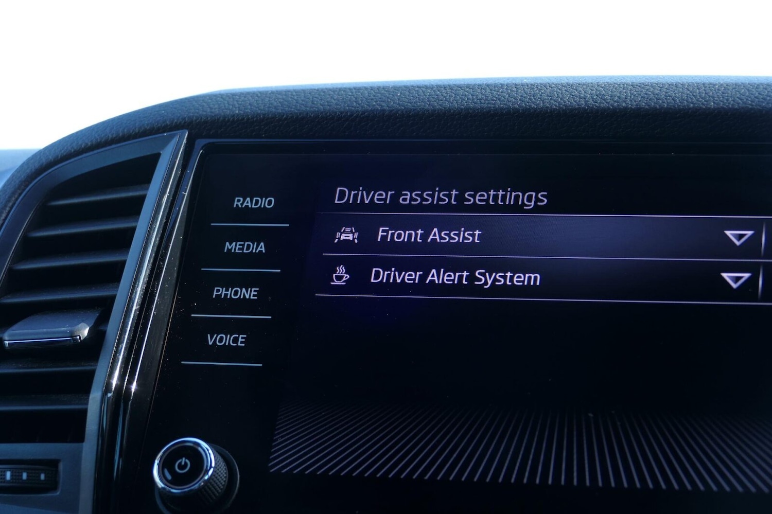 Used Skoda Karoq 2023 for sale - 77739748: Photo 25