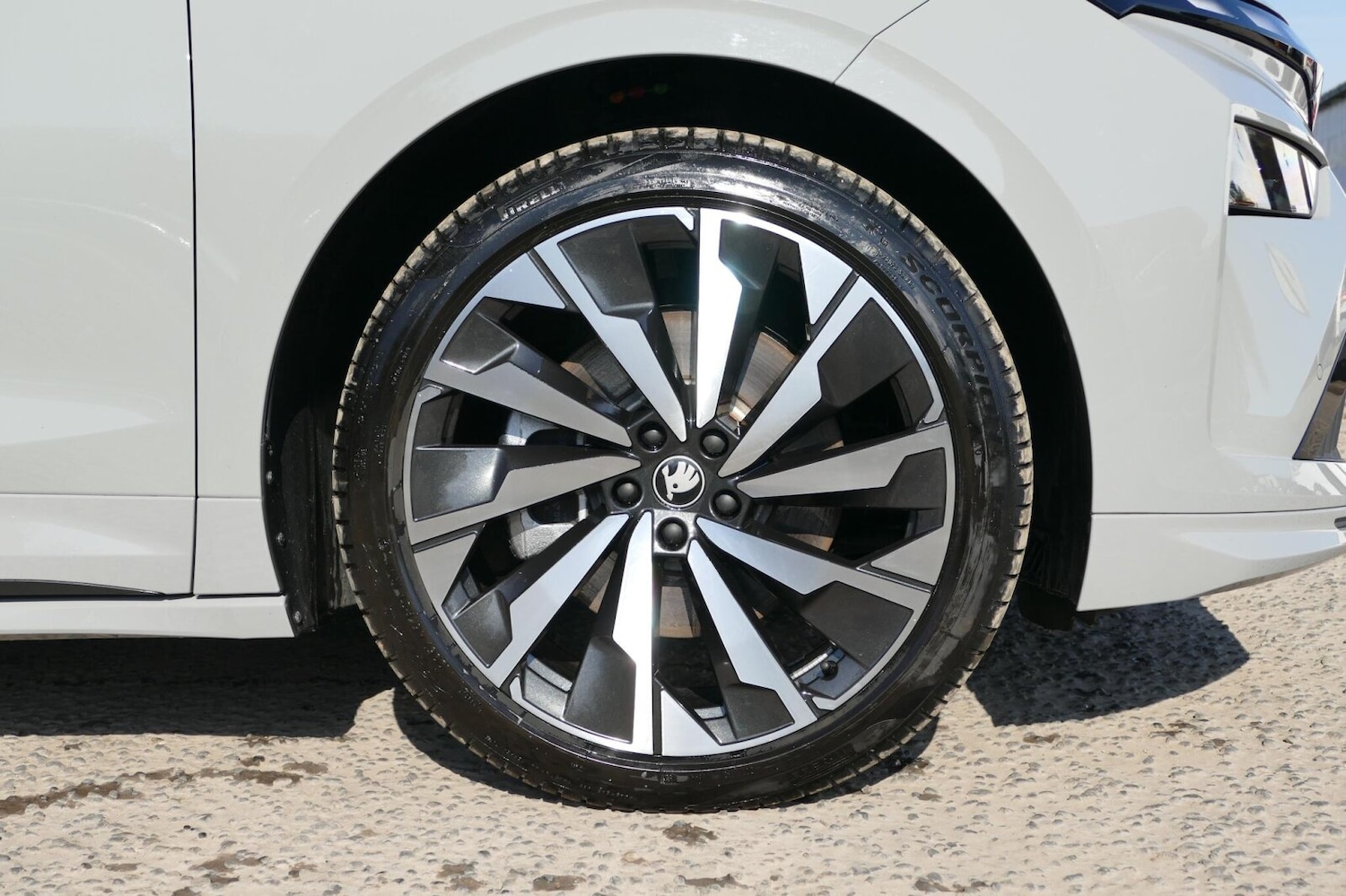 Used Skoda Enyaq 2025 for sale - 78004989: Photo 5