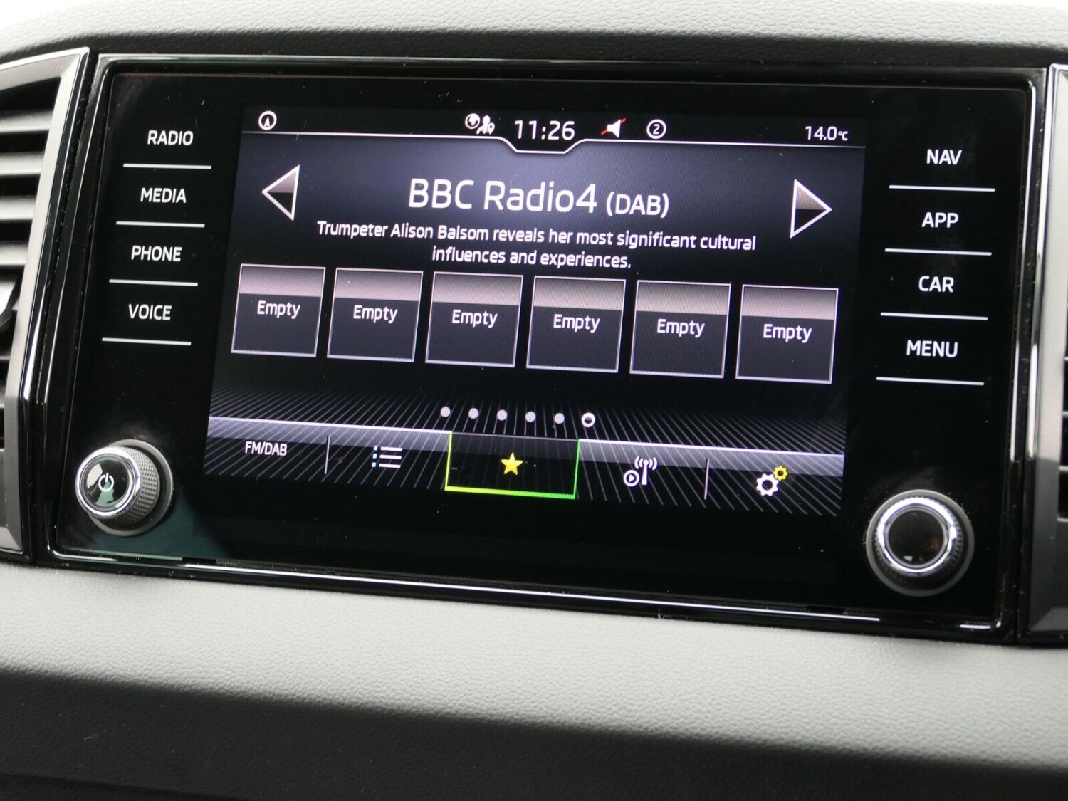 Used Skoda Karoq 2024 for sale - 76796959: Photo 24