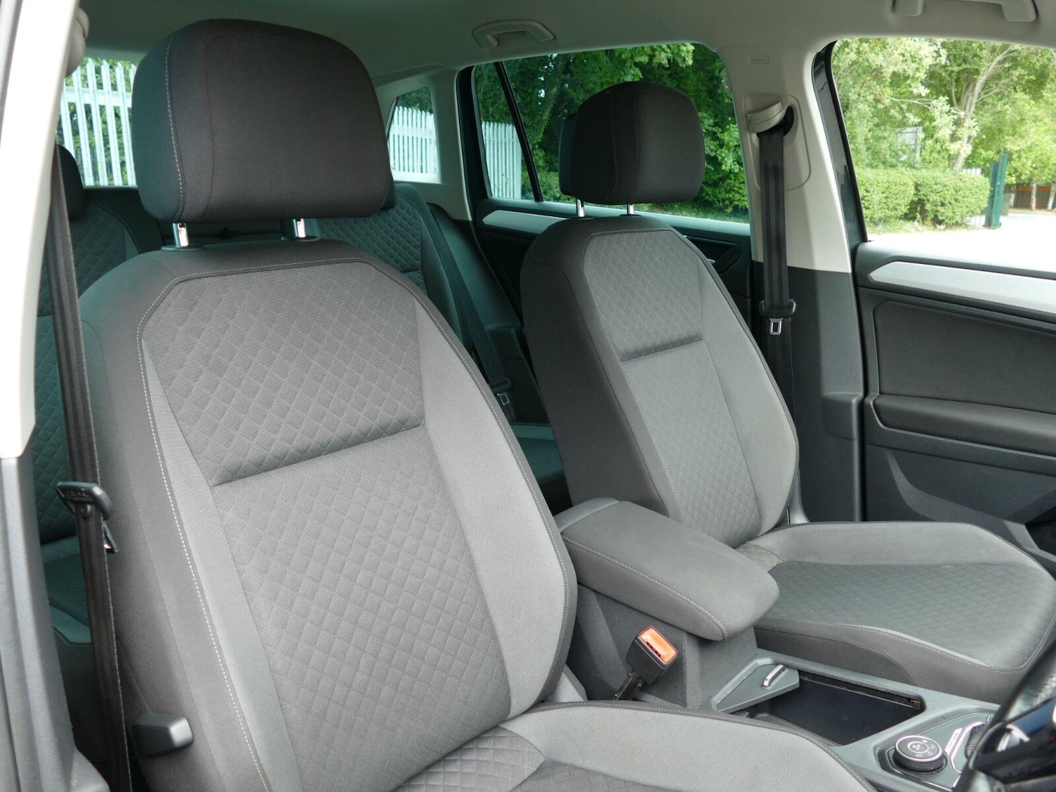 Used Volkswagen Tiguan 2020 for sale - 76681263: Photo 9