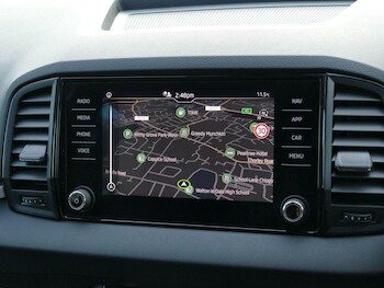 Used Skoda Karoq 2025 for sale - 77370795: Photo