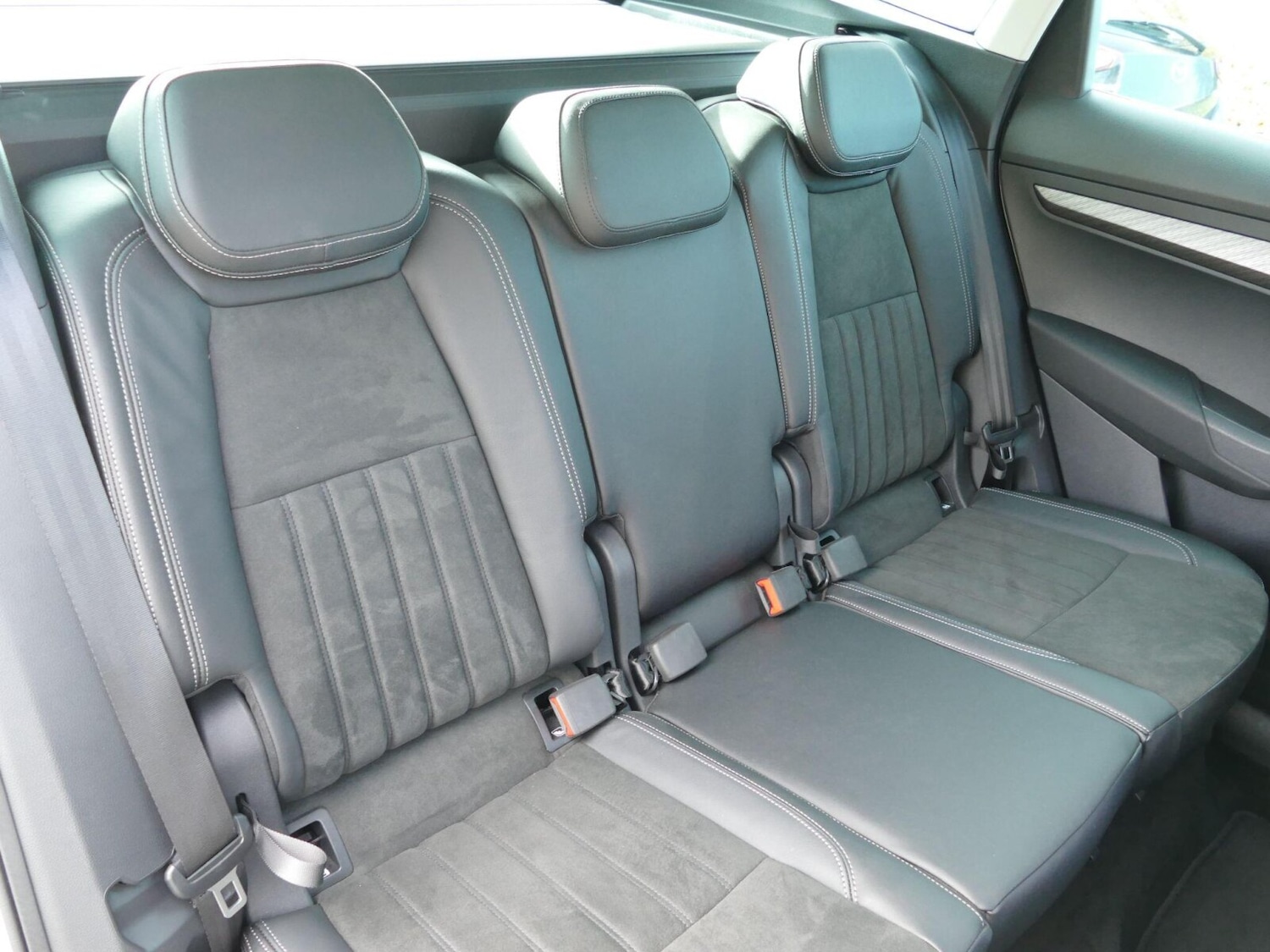 Used Skoda Karoq 2023 for sale - 76418437: Photo 10