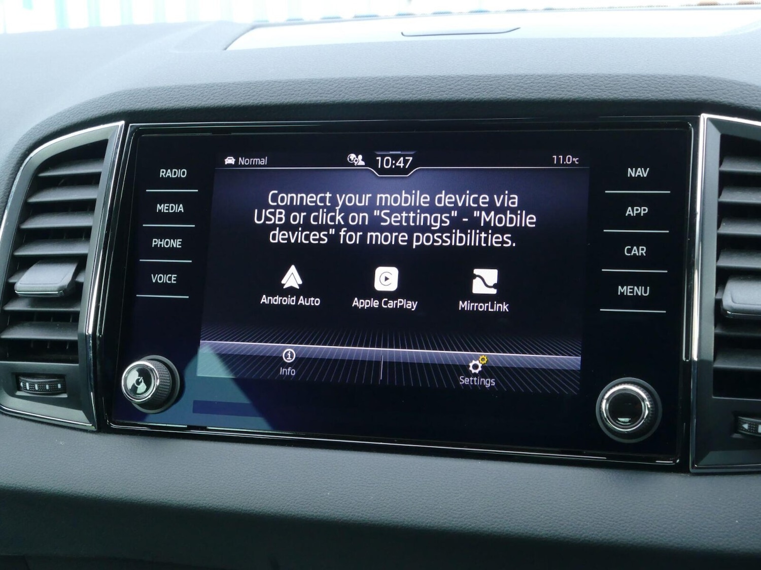 Used Skoda Karoq 2023 for sale - 76418437: Photo 14