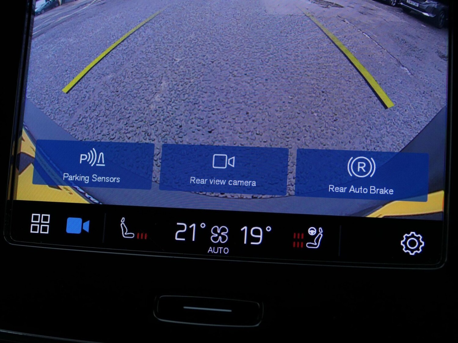 Used Volvo XC40 2022 for sale - 77145569: Photo 21