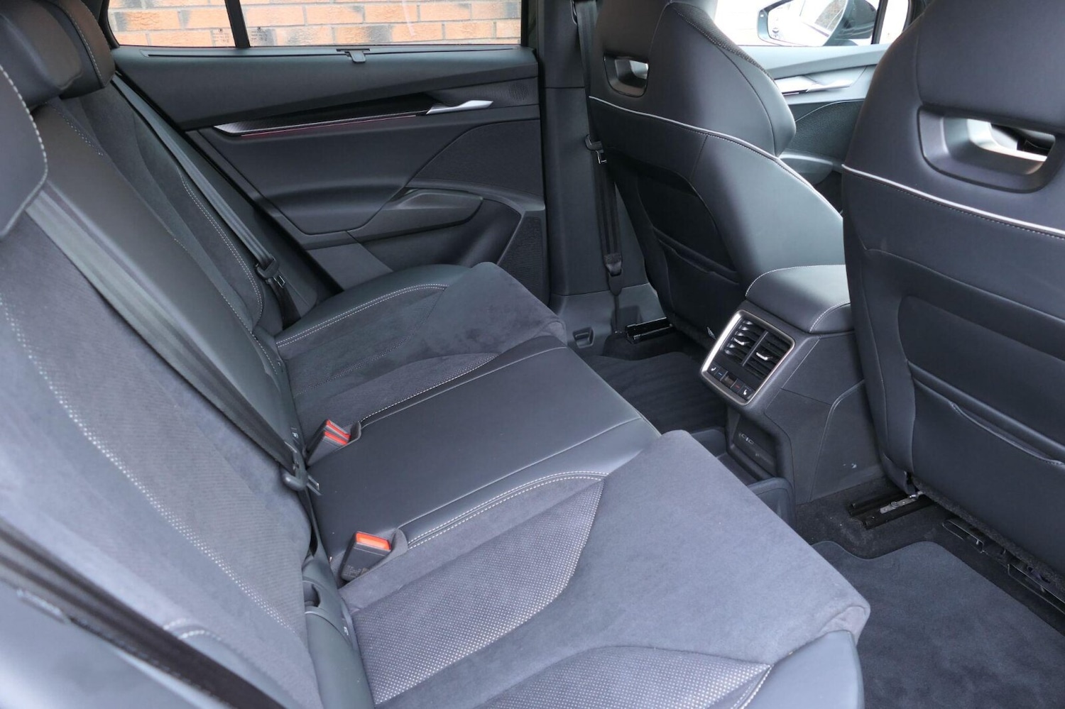 Used Skoda Enyaq 2025 for sale - 77619790: Photo 14