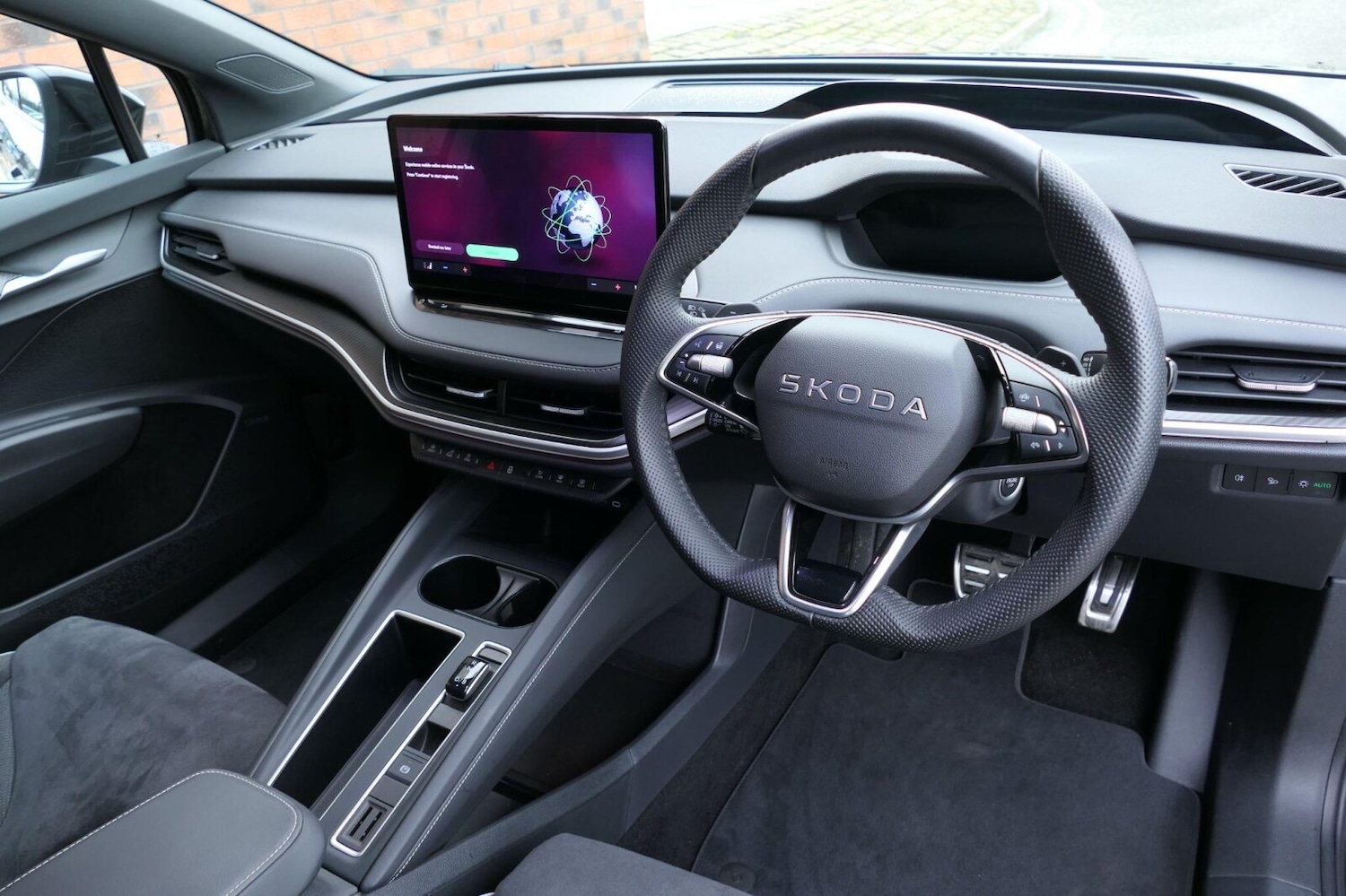 Used Skoda Enyaq 2025 for sale - 77619790: Photo 8