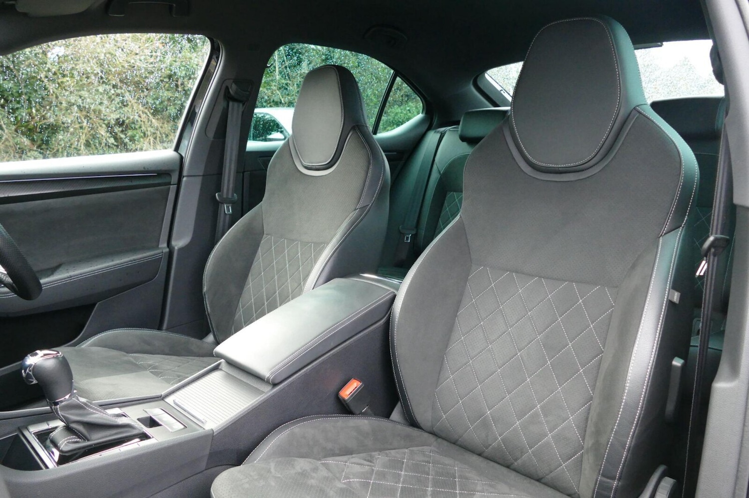 Used Skoda Superb 2023 for sale - 77576201: Photo 4