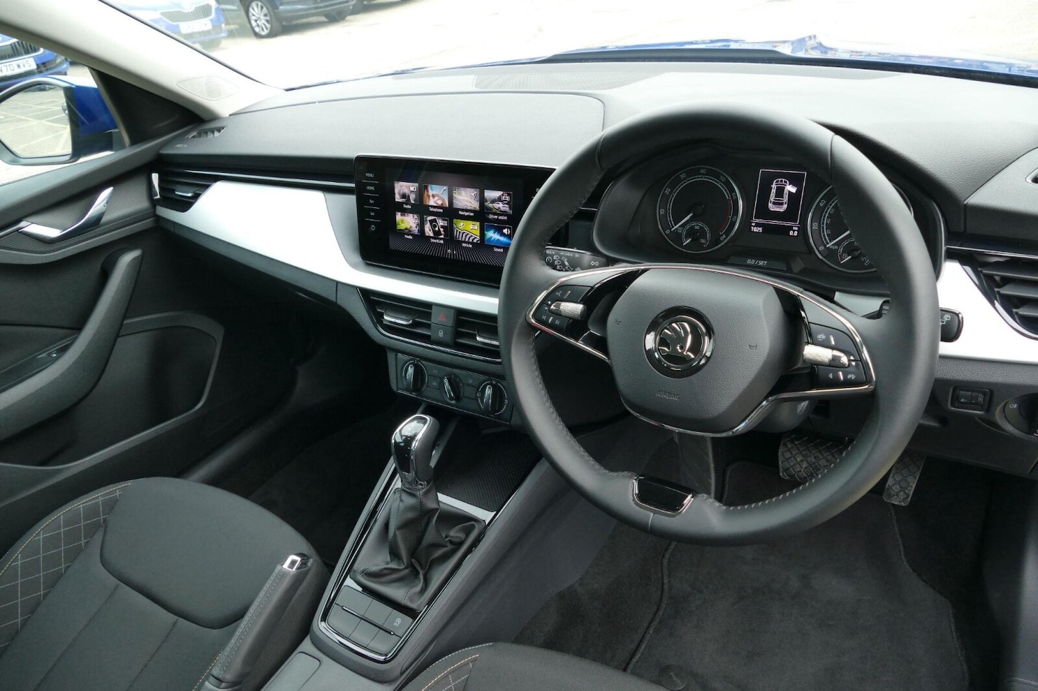 Used Skoda Kamiq 2023 for sale - 77541927: Photo 2