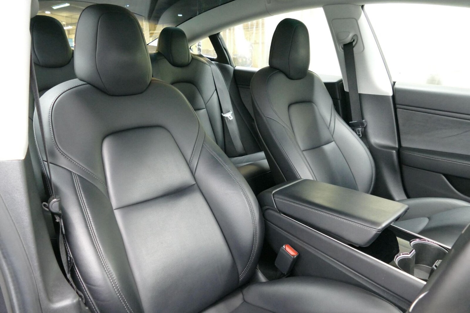 Used Tesla Model 3 2019 for sale - 77691394: Photo 4