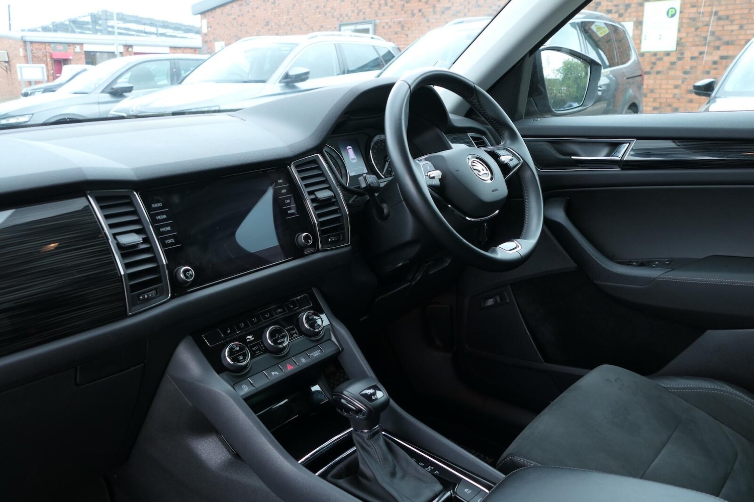 Used Skoda Kodiaq 2021 for sale - 78198618: Photo 2