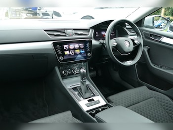 Used Skoda Superb 2023 for sale - 78379121: Photo