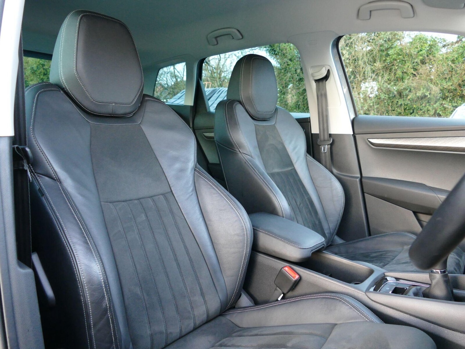 Used Skoda Karoq 2022 for sale - 76623662: Photo 9