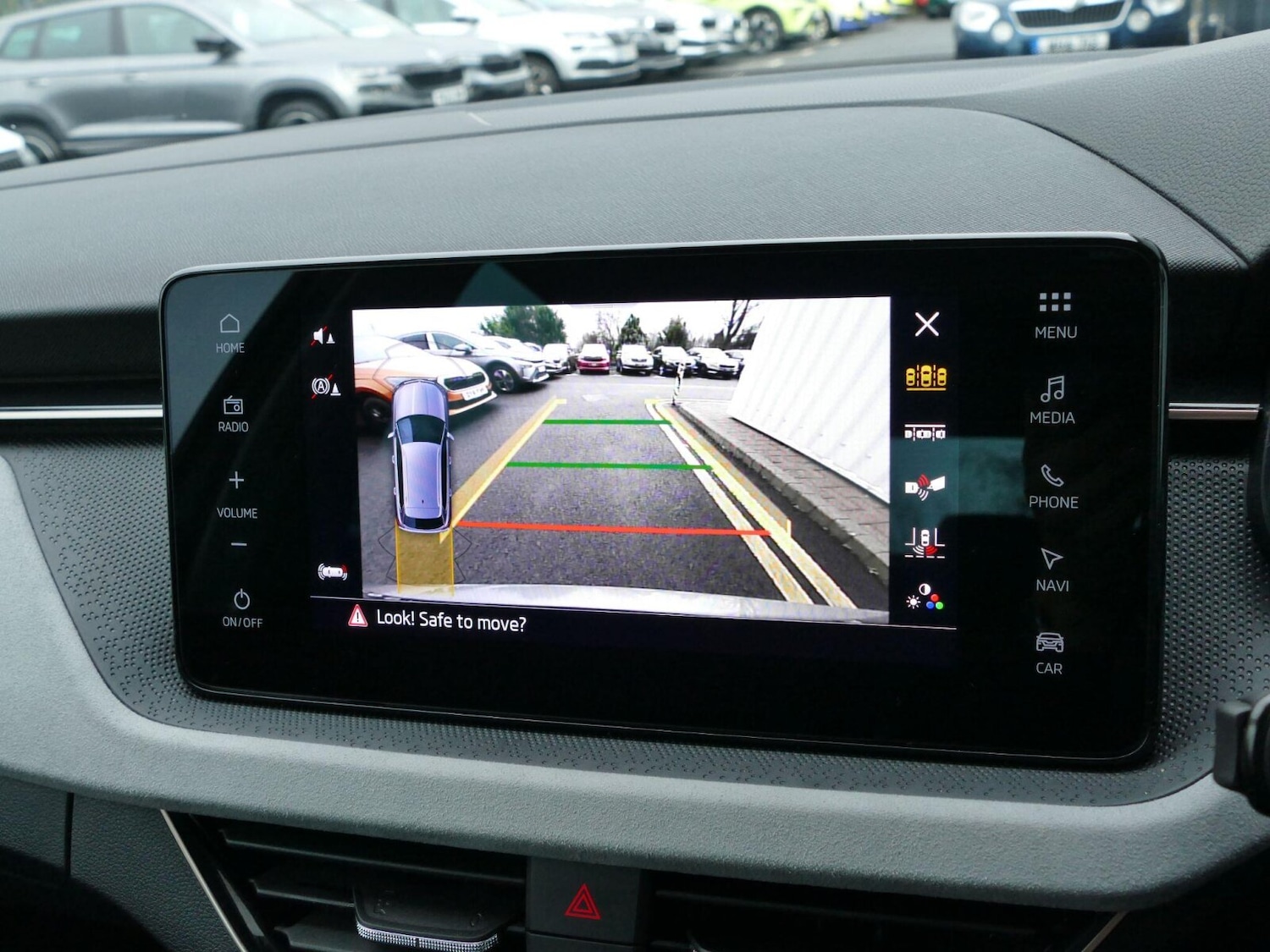 Used Skoda Kamiq 2025 for sale - 76731299: Photo 4