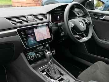 Used Skoda Superb 2023 for sale - 76675799: Photo