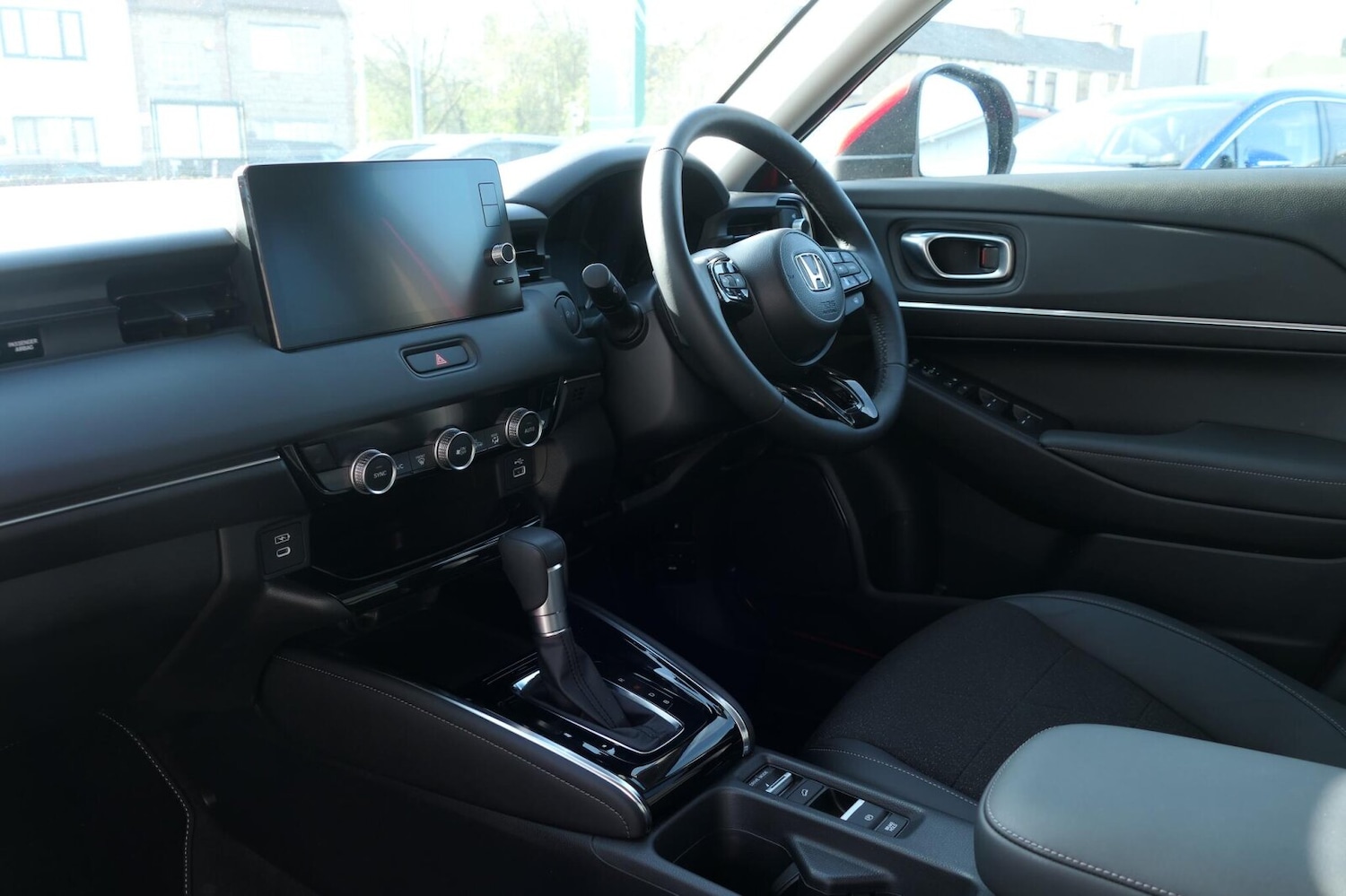 Used Honda HR-V 2025 for sale - 78169198: Photo 2