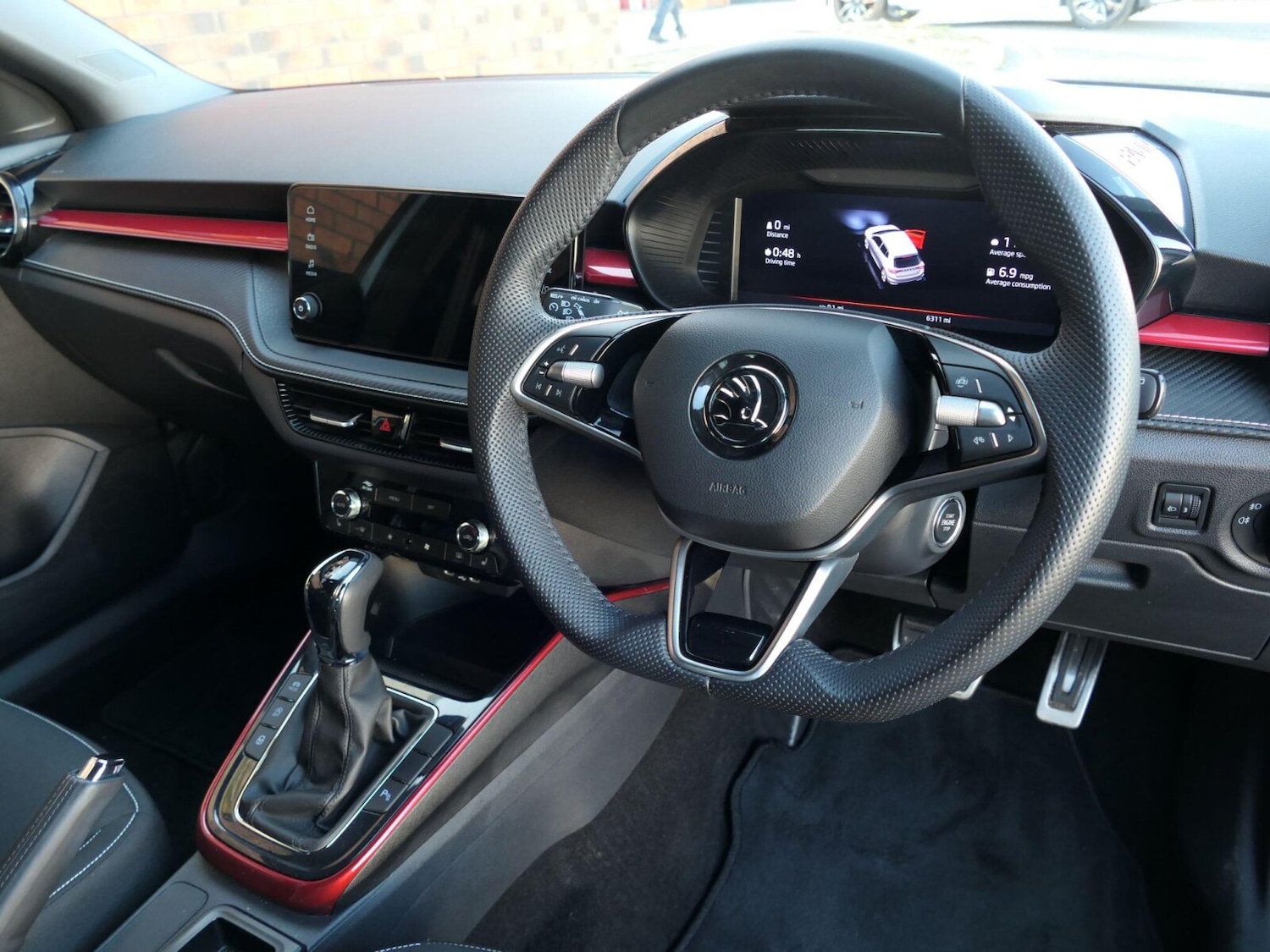 Used Skoda Fabia 2024 for sale - 76677242: Photo 2