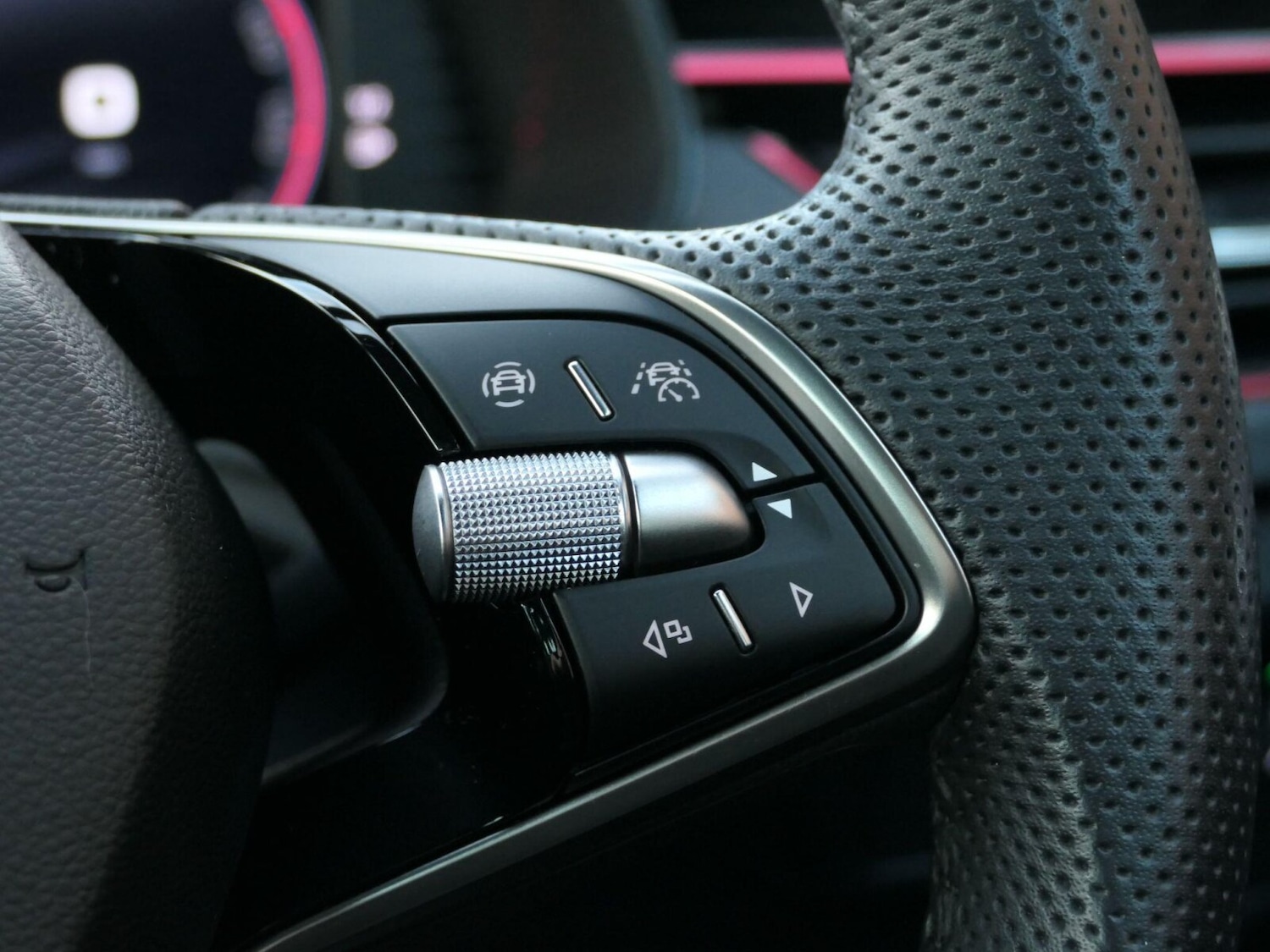 Used Skoda Kamiq 2024 for sale - 76772871: Photo 11