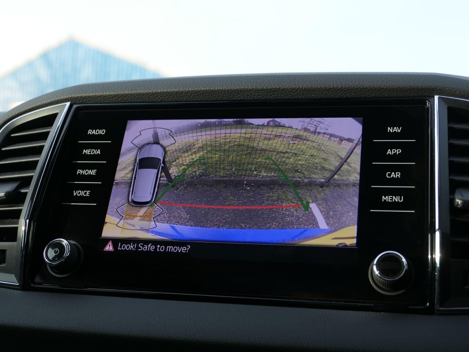 Used Skoda Karoq 2023 for sale - 77145573: Photo 21