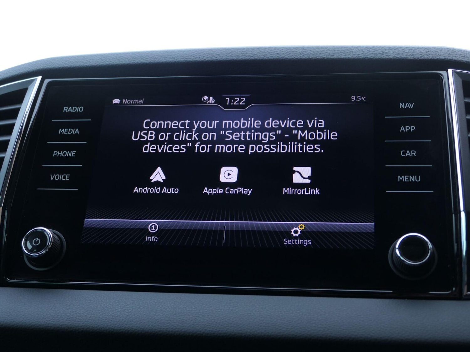 Used Skoda Karoq 2023 for sale - 77145573: Photo 24