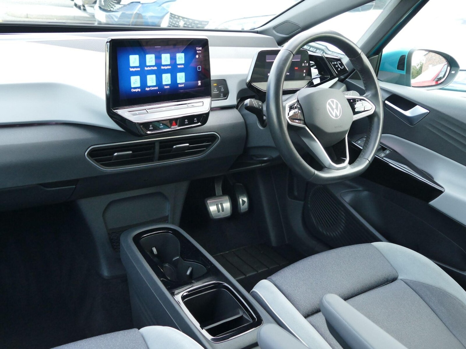 Used Volkswagen ID.3 2022 for sale - 76867157: Photo 2