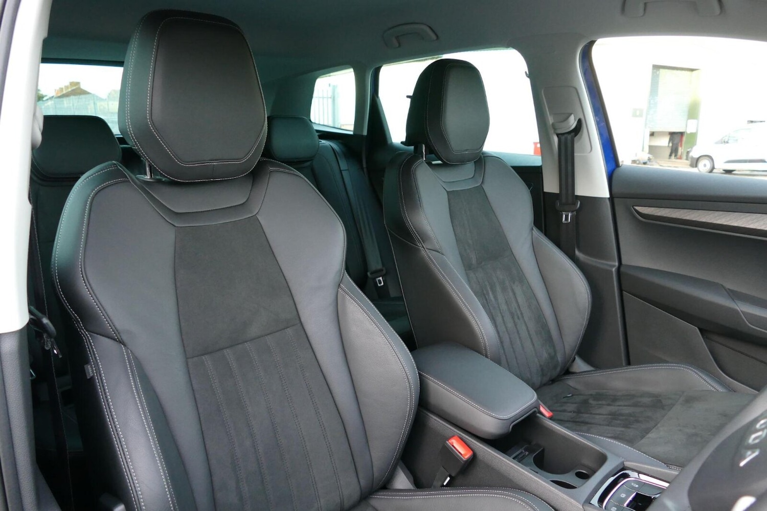 Used Skoda Karoq 2025 for sale - 77346664: Photo 4