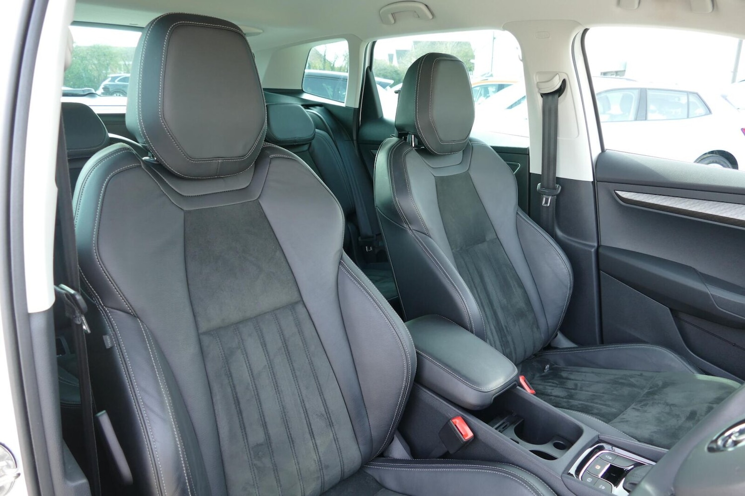 Used Skoda Karoq 2024 for sale - 78217902: Photo 13