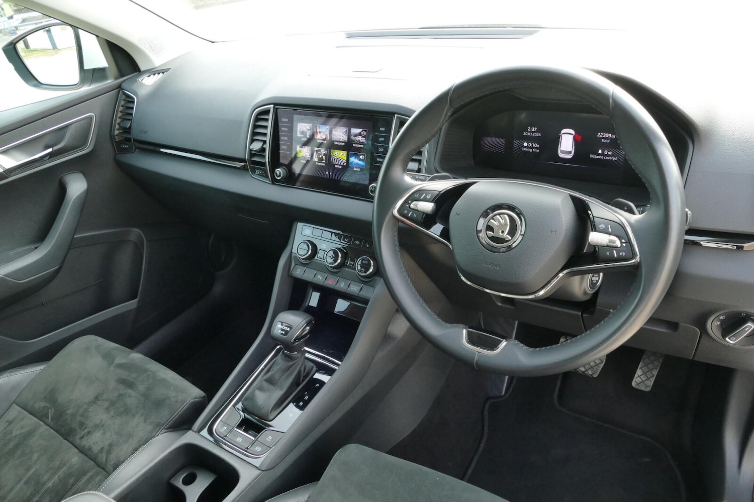 Used Skoda Karoq 2024 for sale - 78217902: Photo 6