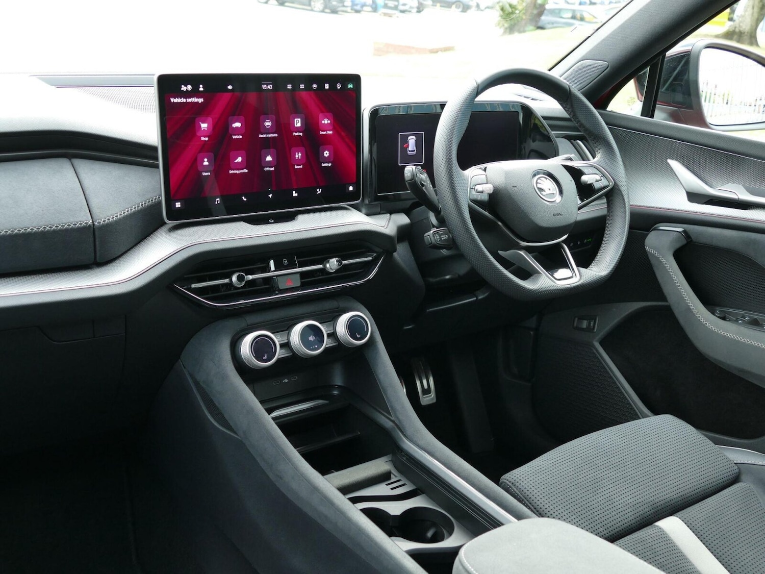 Used Skoda Kodiaq 2025 for sale - 76680235: Photo 2