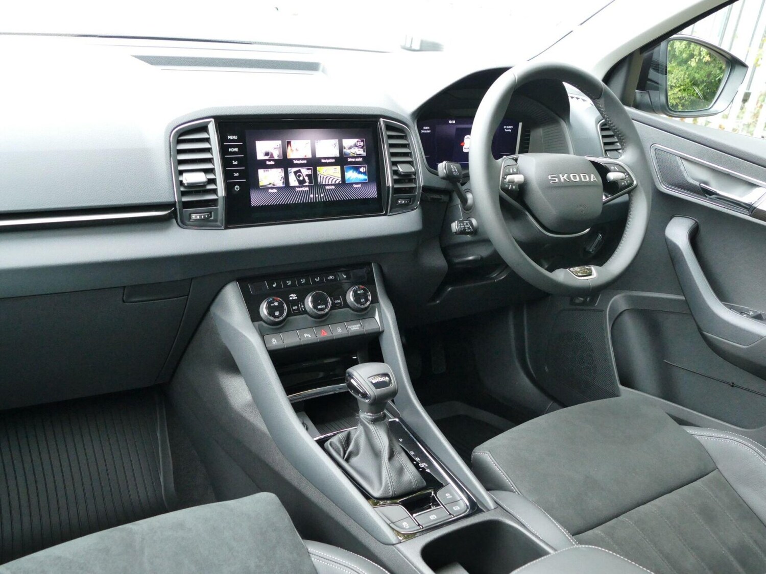 Used Skoda Karoq 2025 for sale - 76679691: Photo 8