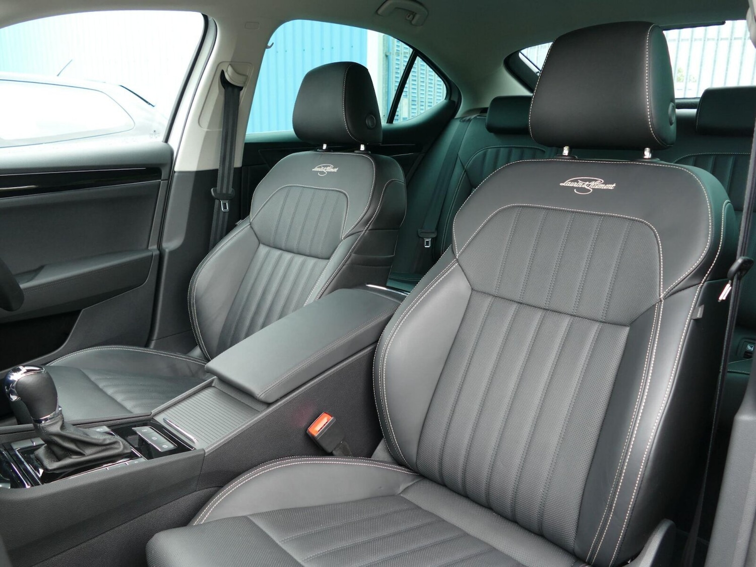 Used Skoda Superb 2024 for sale - 76966320: Photo 8