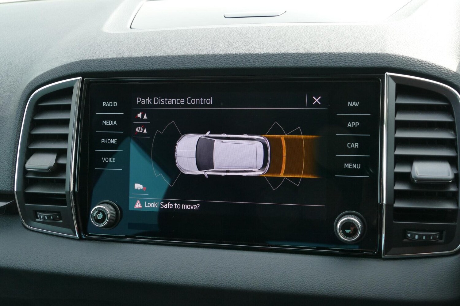 Used Skoda Karoq 2023 for sale - 77972321: Photo 20