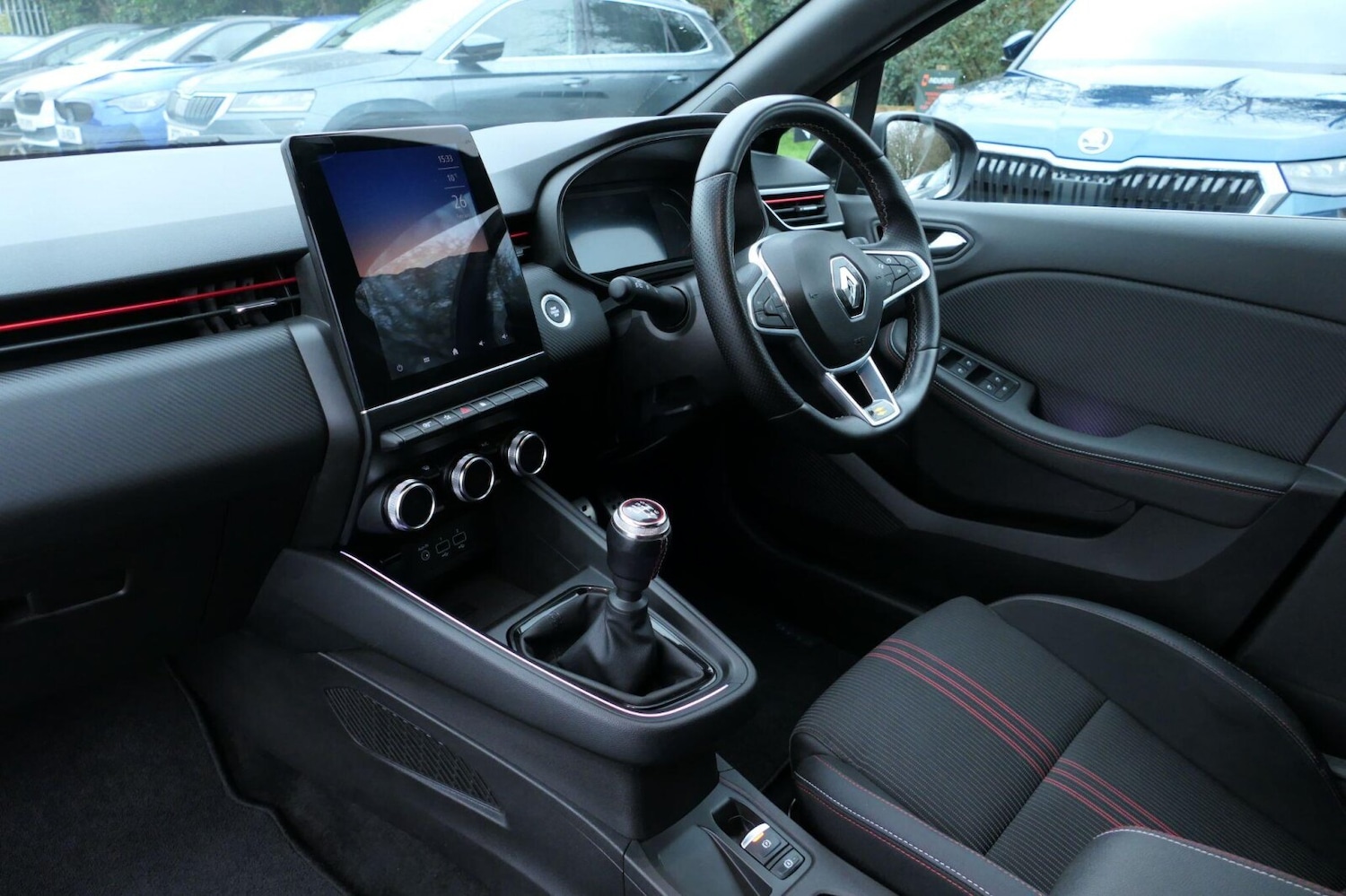 Used Renault Clio 2022 for sale - 77691409: Photo 2