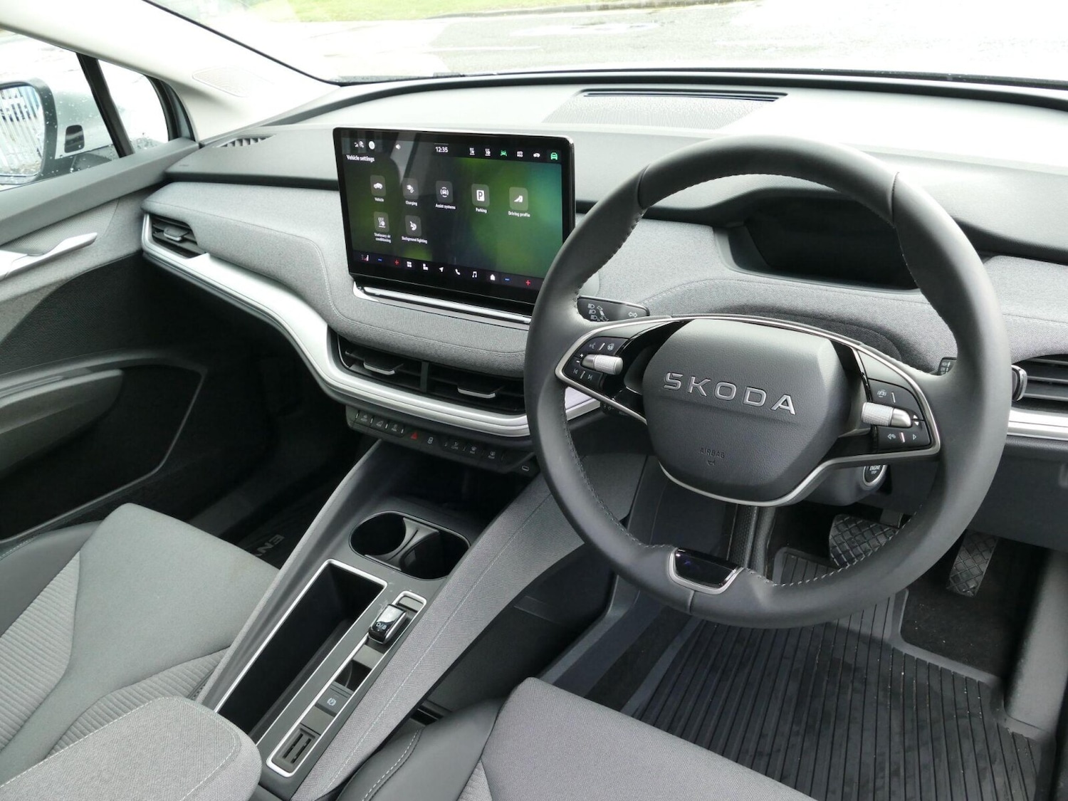 Used Skoda Enyaq 2025 for sale - 76678280: Photo 9