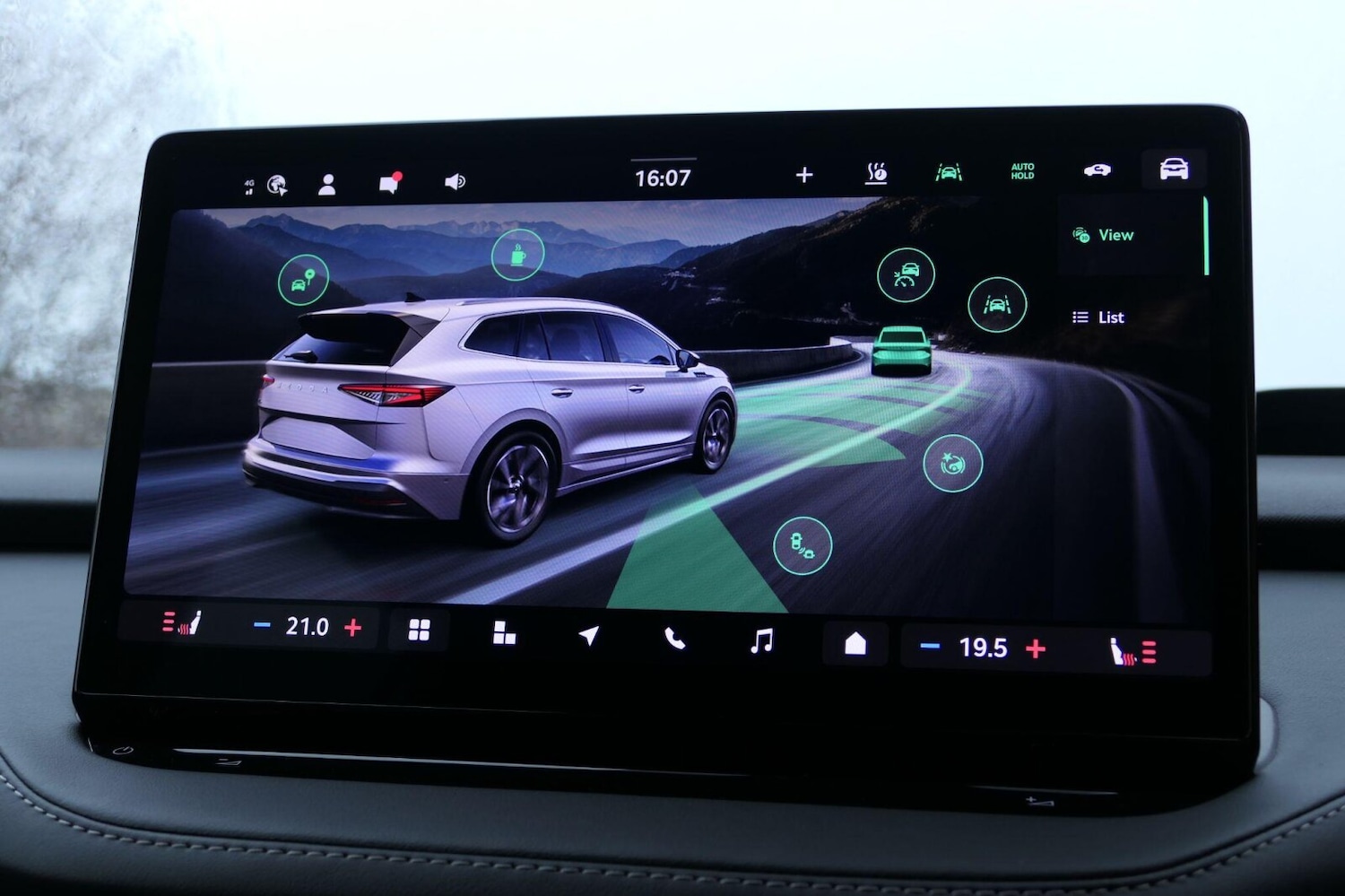 Used Skoda Enyaq 2025 for sale - 77532799: Photo 20