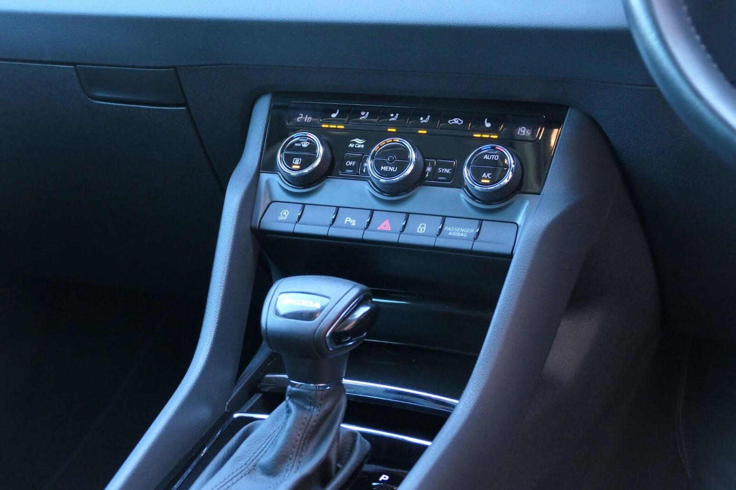 Used Skoda Karoq 2023 for sale - 77763391: Photo 13