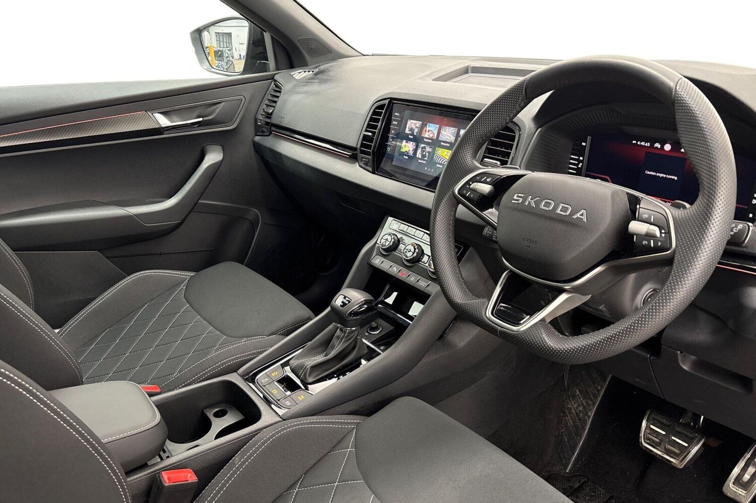 Used Skoda Karoq 2025 for sale - 77799757: Photo 9