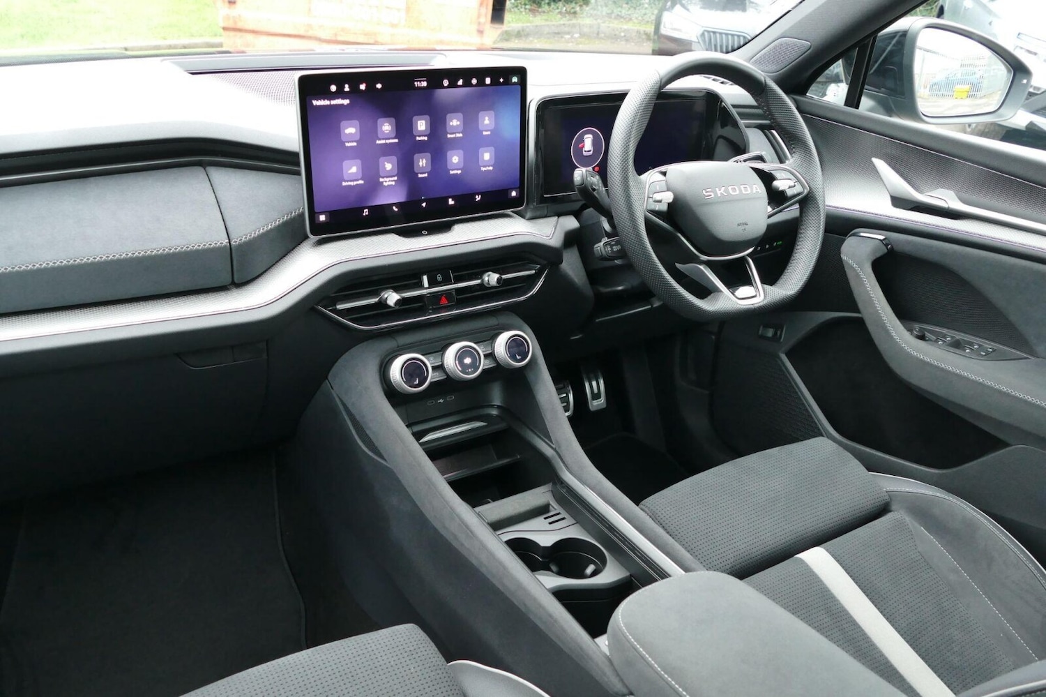 Used Skoda Kodiaq 2025 for sale - 77512311: Photo 2