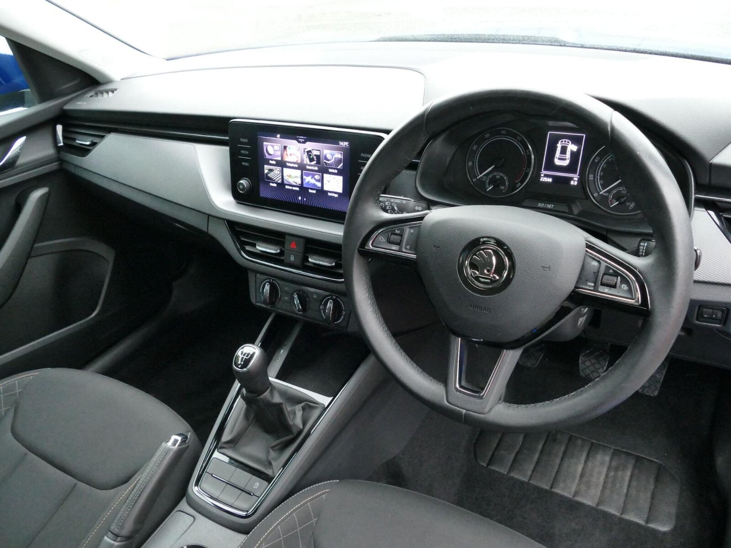 Used Skoda Kamiq 2020 for sale - 76338979: Photo 2