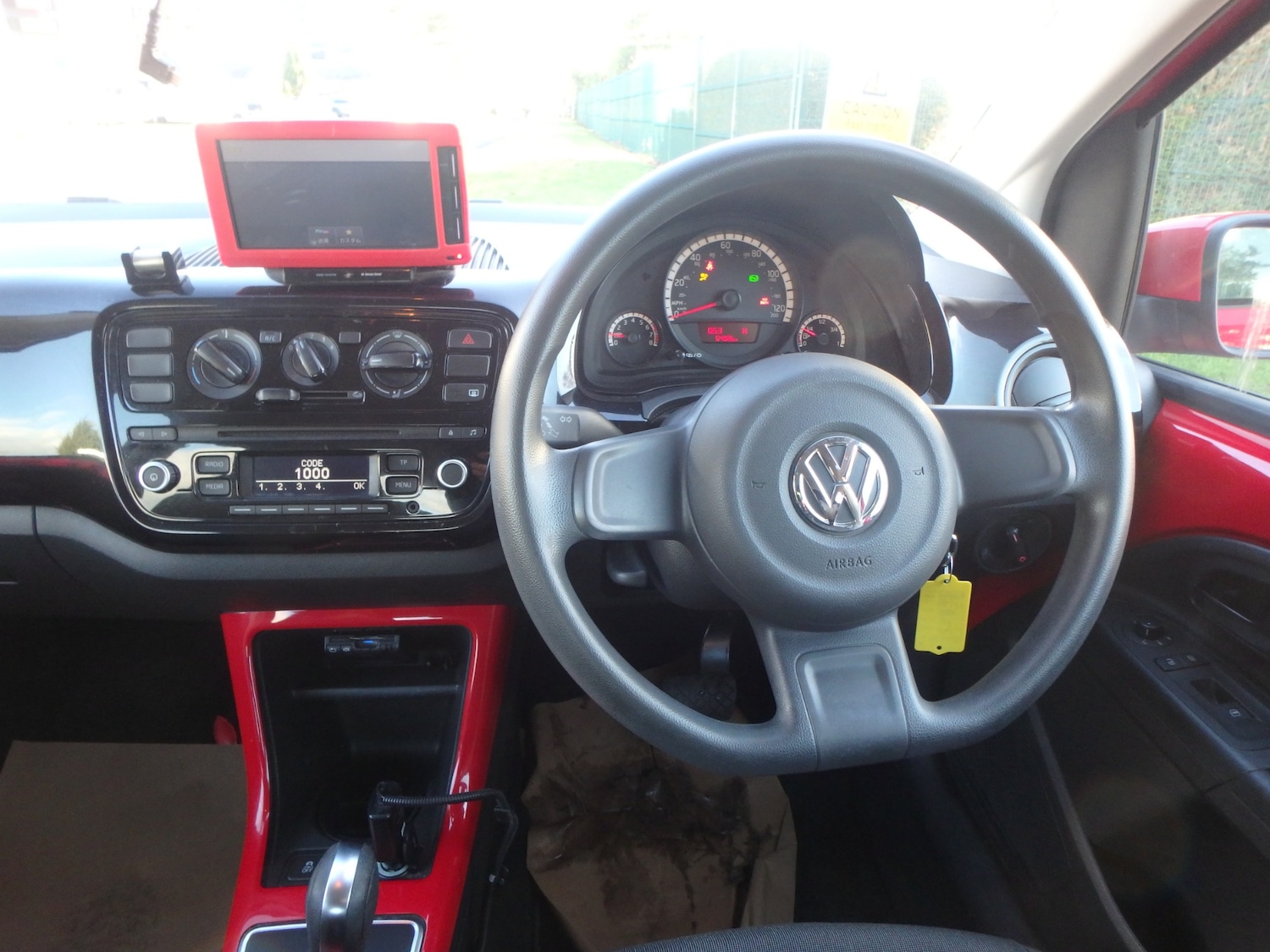 Used Volkswagen up! 2014 for sale - 77023494: Photo 18