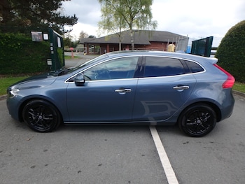 Used Volvo V40 2014 for sale - 78283021: Photo
